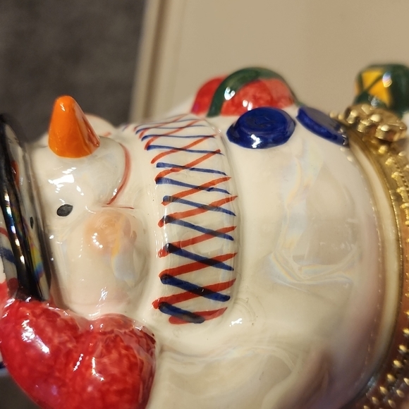 SALE⚡️PORCELAIN SNOWMAN HIDDEN MUSIC BOX ORNAMENT about 4.5" Tall - Picture 4 of 14